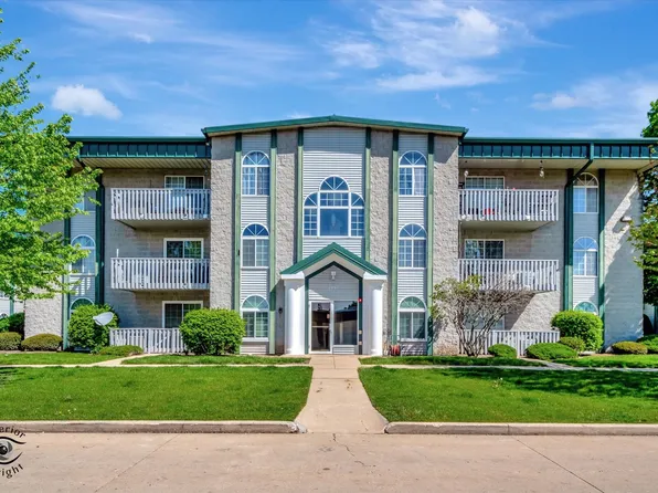 2891 Heritage Dr APT 1A, Joliet, IL 60435
