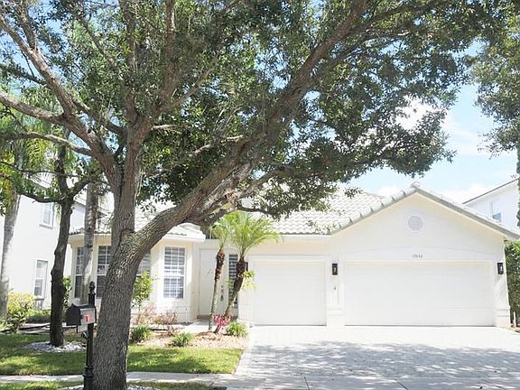 2nd image of 15646 Messina Isles Ct