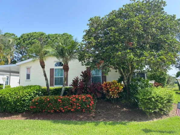 8182 14th Hole Drive, Port St Lucie, FL 34952