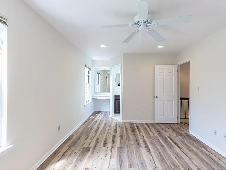 2705 Cricket Cir — Photo 15
