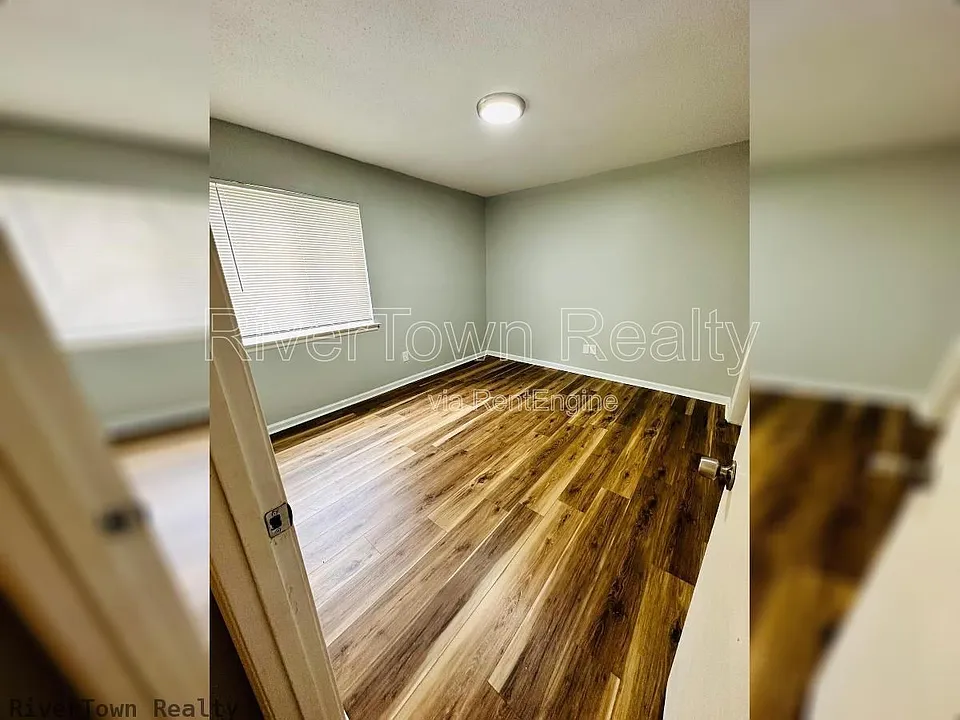 155 Clark Pl