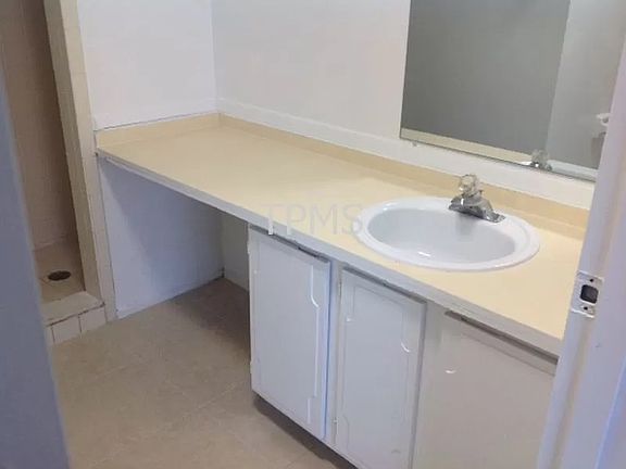 3rd image of 5110 Picadilly Circus Ct