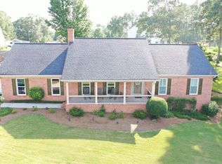 1565 Ridge Forest Ln, Grayson, GA 30017