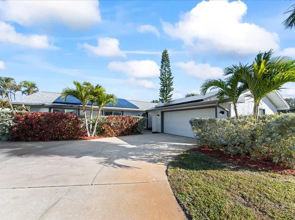 310 Franklyn Ave, Indialantic, FL 32903