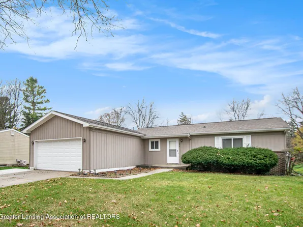 2615 Byrnes Rd, Lansing, MI 48906