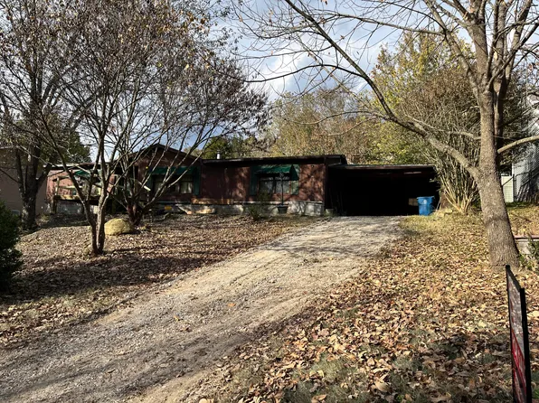 128 Glendale Street, Rockaway Beach, MO 65740