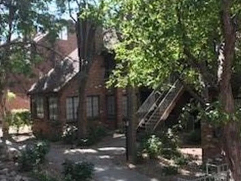 828 S Vance St #A — Photo 20