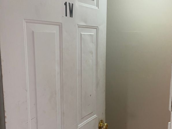 35 W University St #3