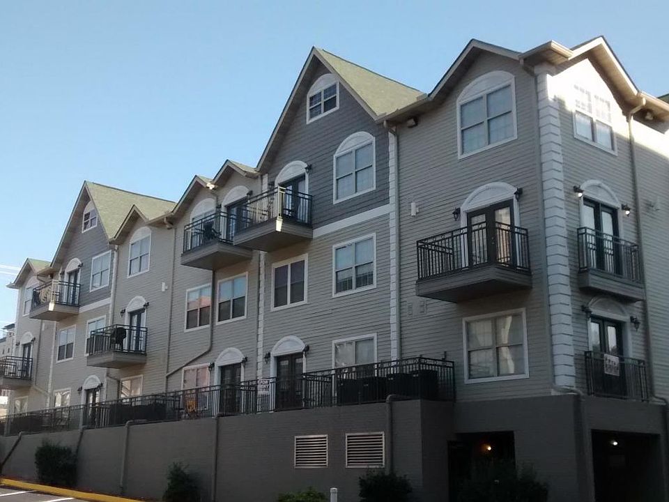 1st image of 1801 Lake Ave APT 103