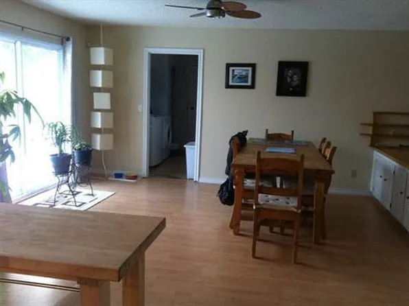 811 12th Ave SE #1A, Slave Lake, AB T0G 2A3