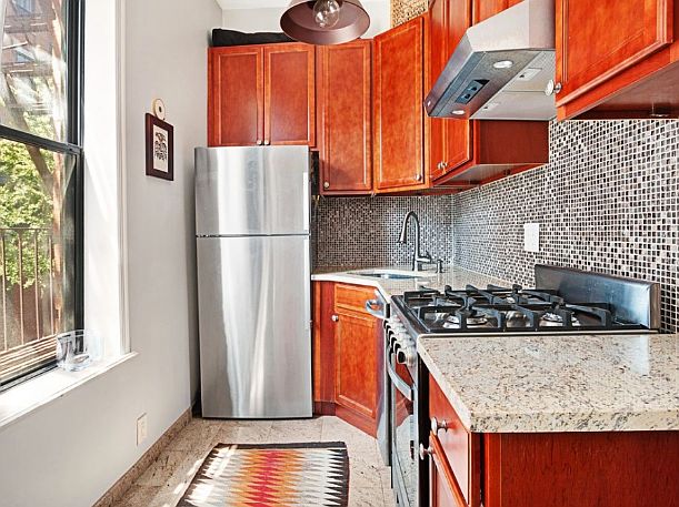1st image of 597 Hudson St #1B