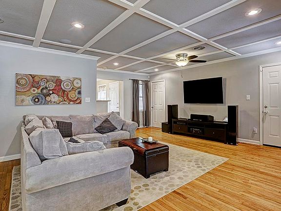 5th image of 4713 Briarbend Dr