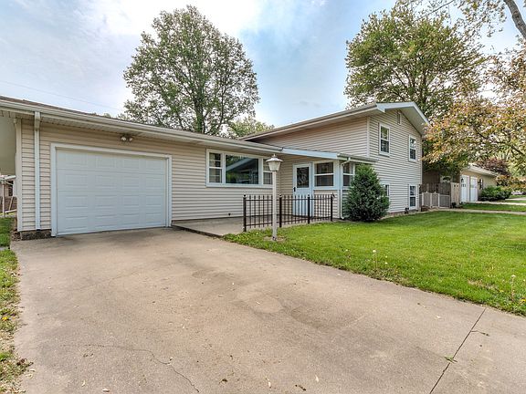 2nd image of 713 Southland Circle Dr