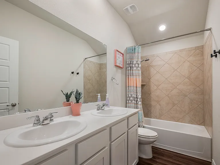 4008 Spur Trail Dr — Photo 17