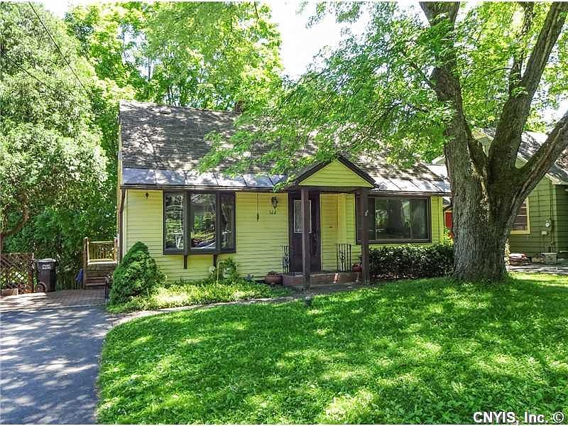 1st image of 322 Cleveland Blvd