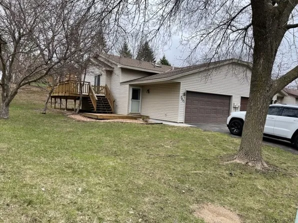 7031 Chaparral Ln, Chanhassen, MN 55317