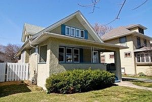 1st image of 527 S Grove Ave