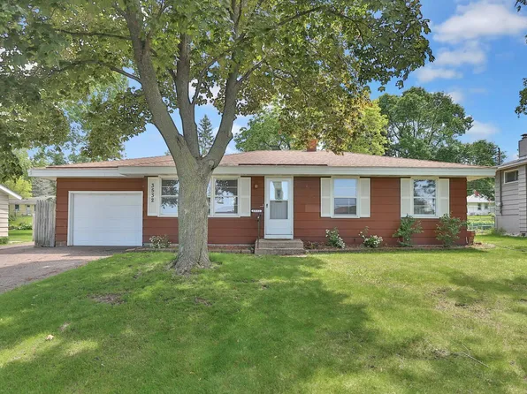 3532 McKnight Rd N, White Bear Lake, MN 55110