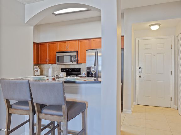 3rd image of 10435 Midtown Pkwy Unit 301