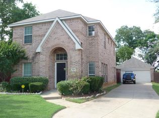 201 Revolution Ln, Euless, TX 76040