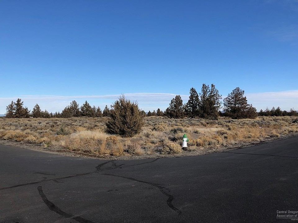 1st image of 950 SW Page Ct