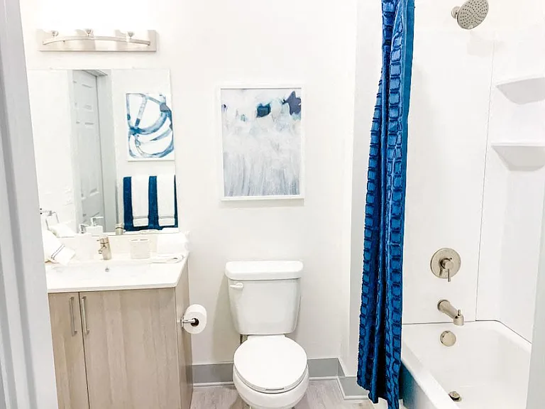 The Waverly — Photo 12