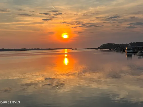 29 Jeannines Way, Seabrook, SC 29940