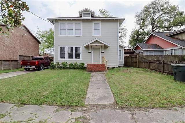 2237 North St #2