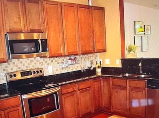 208 Dove Cottage Ln, Cary, NC 27519