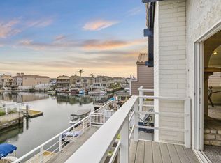 3904 W Hemlock St, Oxnard, CA 93035