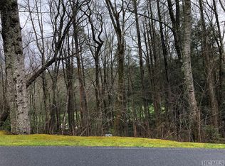 23 Boiling Springs Rd, Sapphire, NC 28774