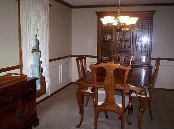 4th image of 8841 Kings Orchard Trl