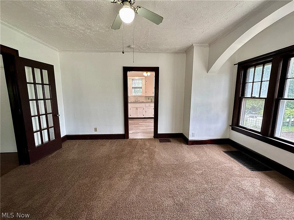3 bed, 2057 sqft, $1,750 — Photo 4