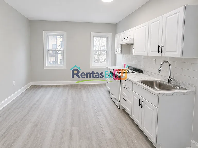 71 W Alpine St #21 — Photo 3