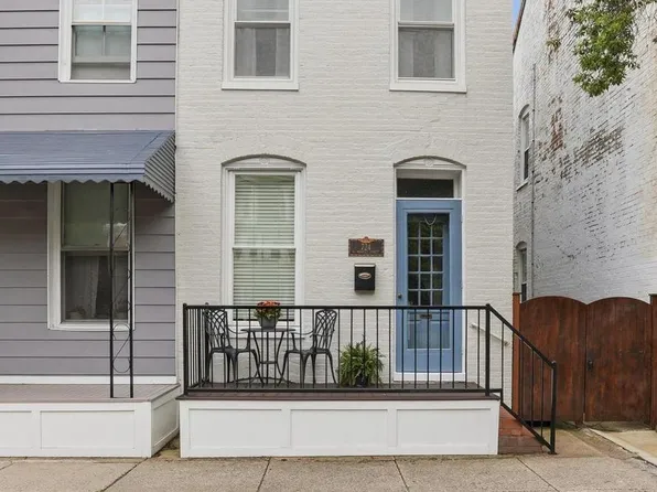 724 N Market St, Frederick, MD 21701