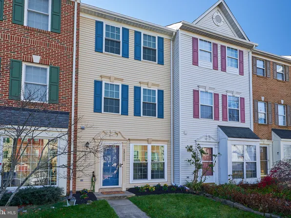 13111 Shadowbrook Ln, Fairfax, VA 22033