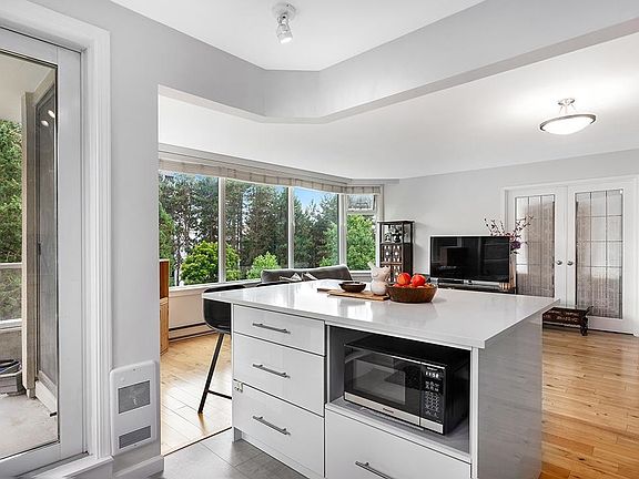 5th image of 7321 Halifax St #601