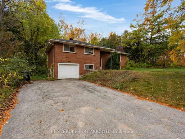 1159 Carson Rd, Springwater, ON L9X 0T7