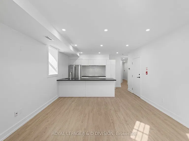 314 Lonsdale Rd #2 — Photo 4