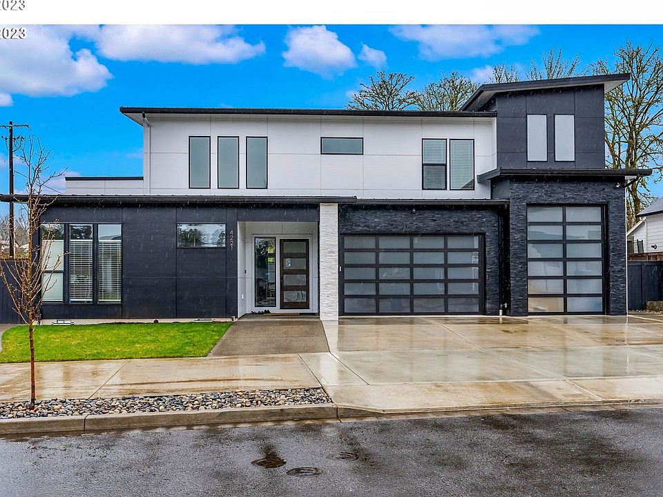 1st image of 4221 SE 19th Ave