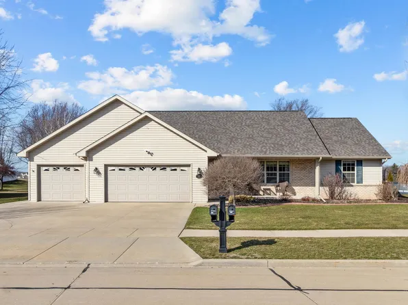 4310 E Braeburn Dr, Appleton, WI 54913