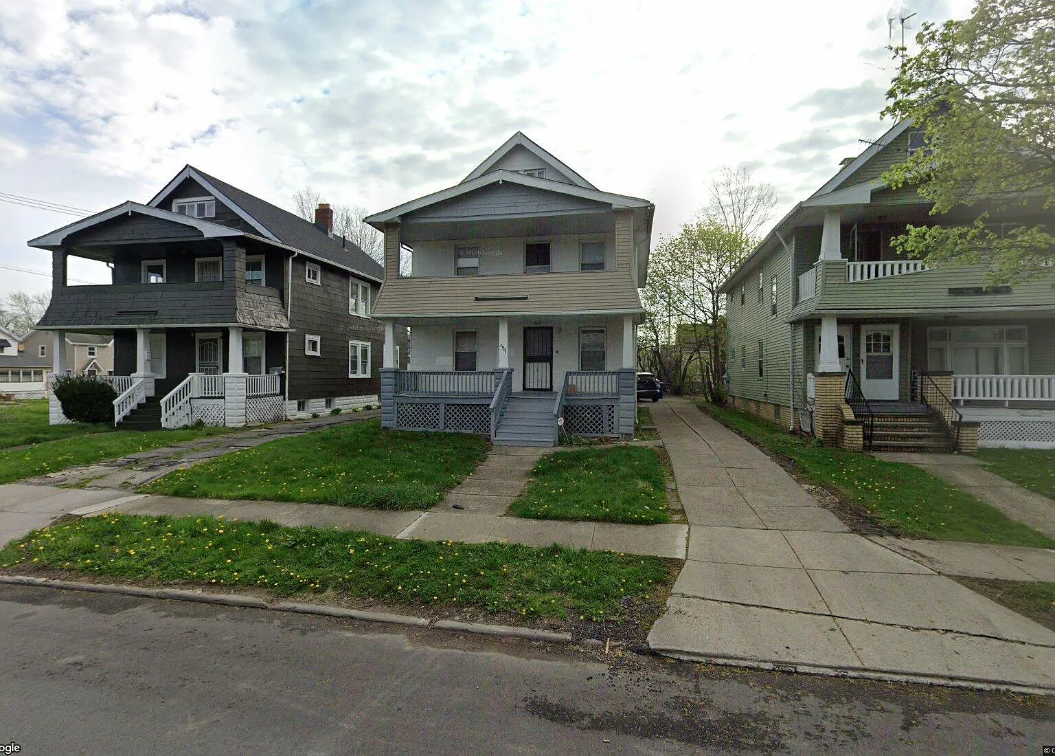 2 bed, 850 sqft, $925 — Photo 1