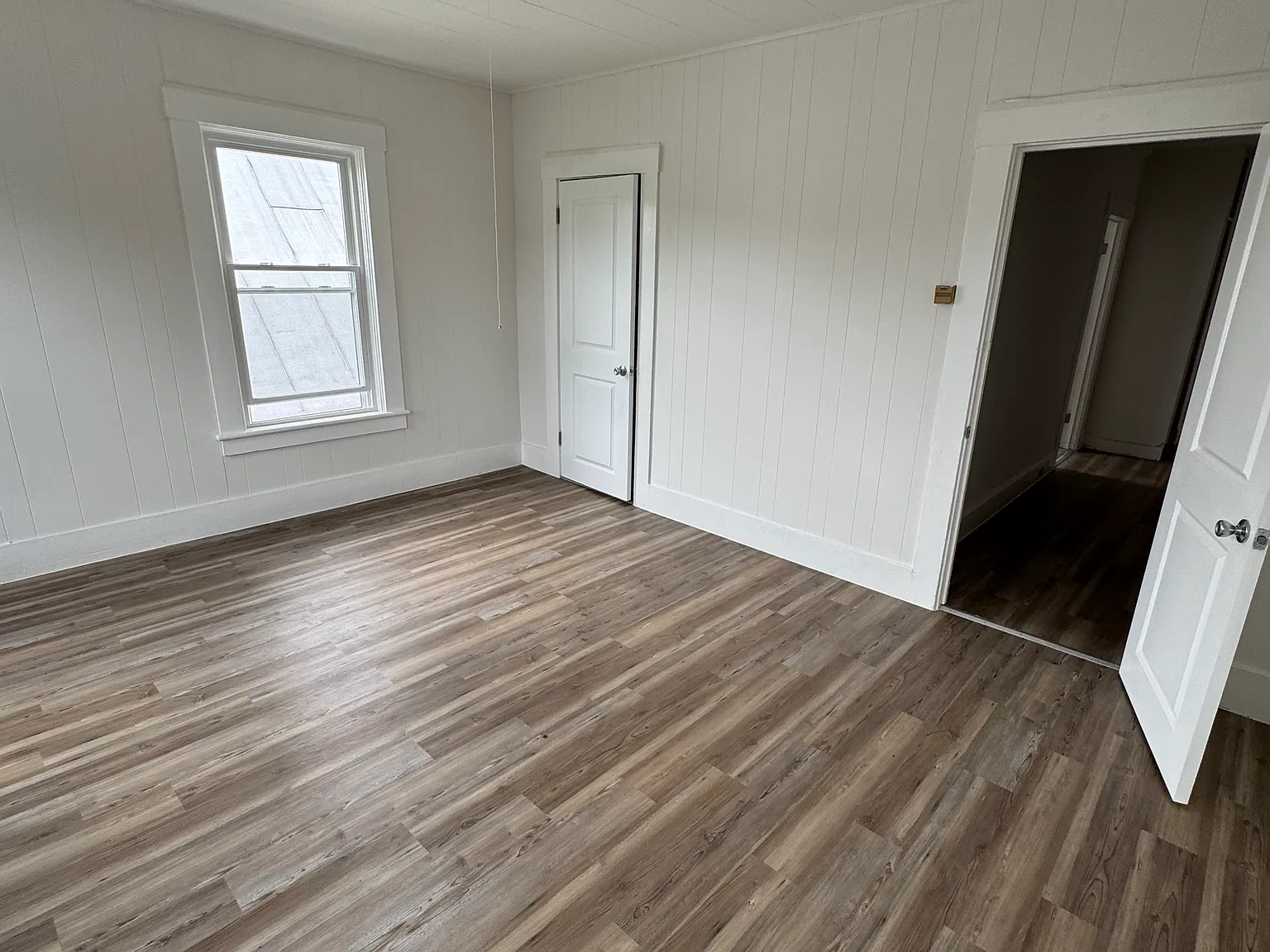2 bed, $1,800 — Photo 2