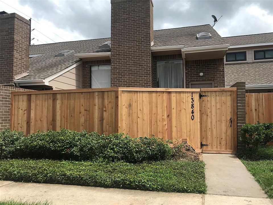 1st image of 13840 Hollowgreen Dr #313/106