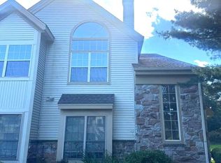 1602 Foxmeadow Cir 1602, Royersford, PA 19468