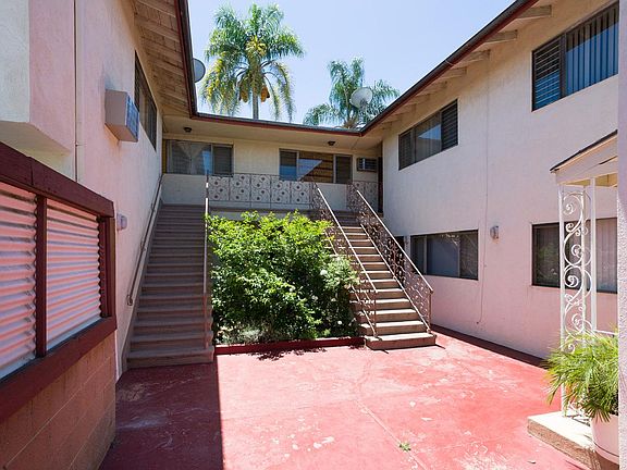 5th image of 16025 Gault St APT 21