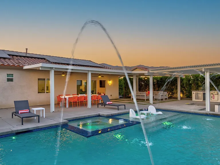 65161 Rolling Hills Dr — Photo 33