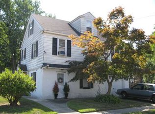 198 S Roosevelt Ct, Thorofare, NJ