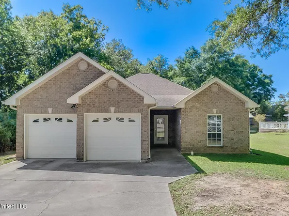 9817 Pokai Way, Diamondhead, MS 39525