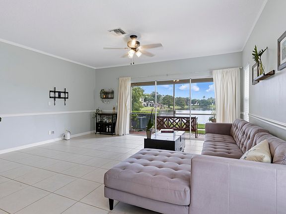 3rd image of 4822 Palmbrooke Circle
